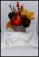 Load image into Gallery viewer, Olivia