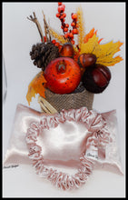 Load image into Gallery viewer, Ariah