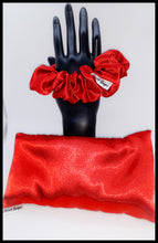 Load image into Gallery viewer, Billy