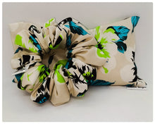 Load image into Gallery viewer, Willow (Calming Eye Pillow and Scrunchie Set)
