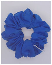 Load image into Gallery viewer, Charlotte (Petite)