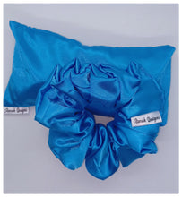 Load image into Gallery viewer, Claire (Calming Eye Pillow and Scrunchie)
